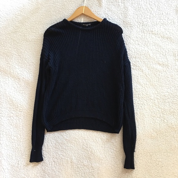 Brandy Melville Sweaters - Brandy Melville navy blue chunkyknit Bronx sweater